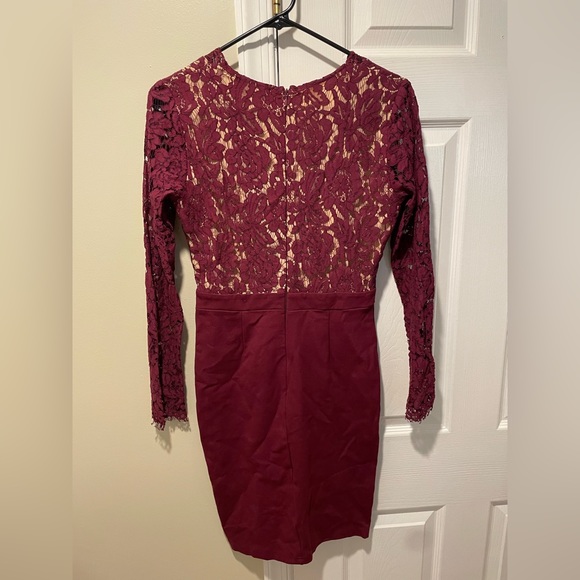 Lulu’s Maroon Lace Bodycon Midi Dress - Picture 2 of 3